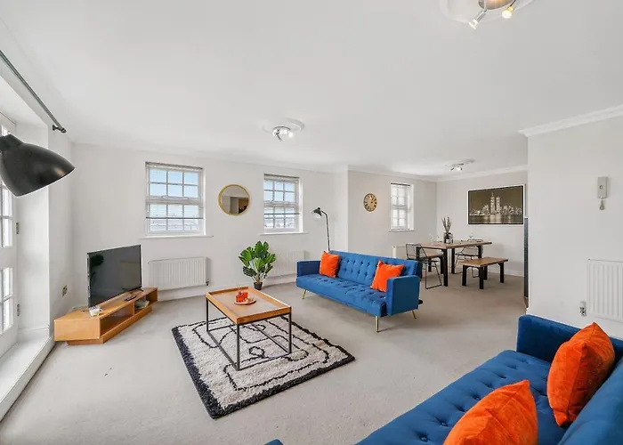 Stylish Central York Duplex Penthouse