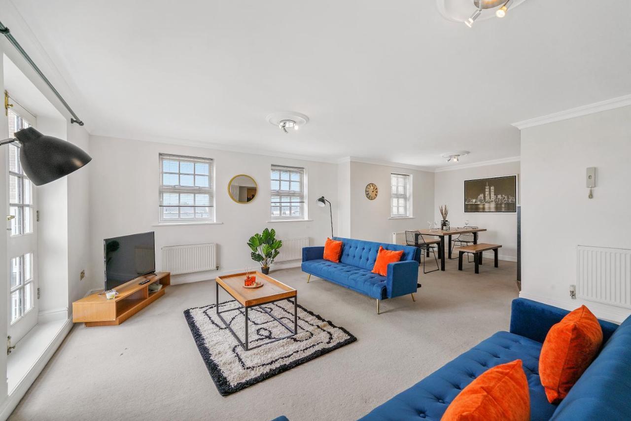 Stylish Duplex Penthouse York