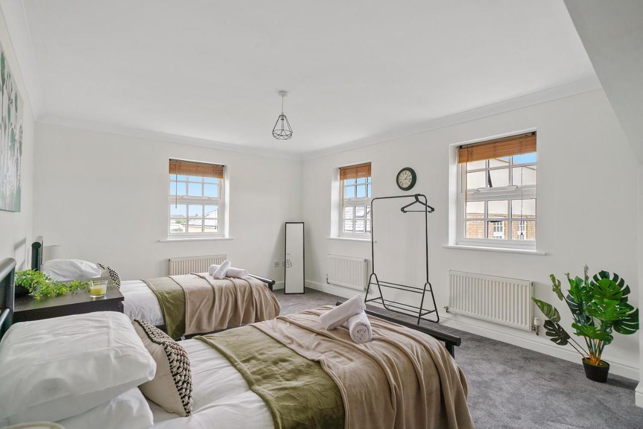 Stylish Duplex Penthouse * York